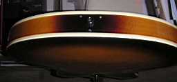 Epiphone Dot LE sunburst PICT2200.jpg